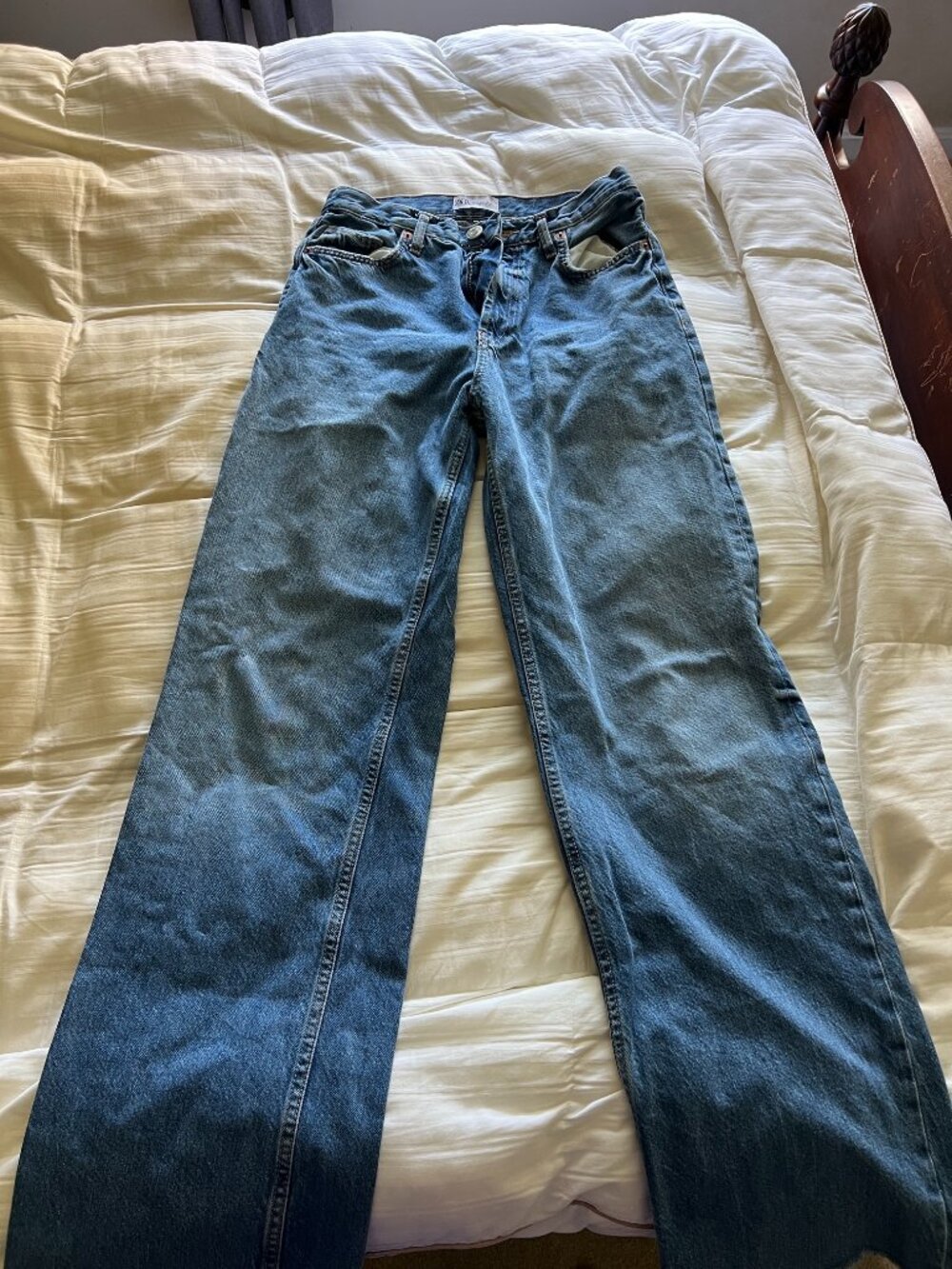 Zara High Rise Straight Leg Jeans Medium Wash Size 4